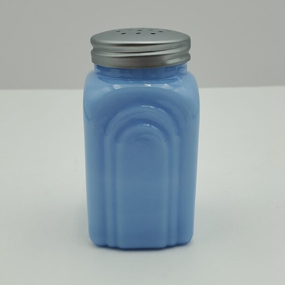 Delphite Blue Glass Cinnamon Shaker Arch Design Cinnamon Spice Jar with Lid - Picture 4 of 6